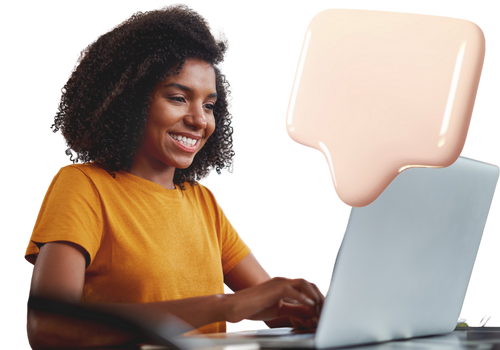 Femme sur son ordinateur